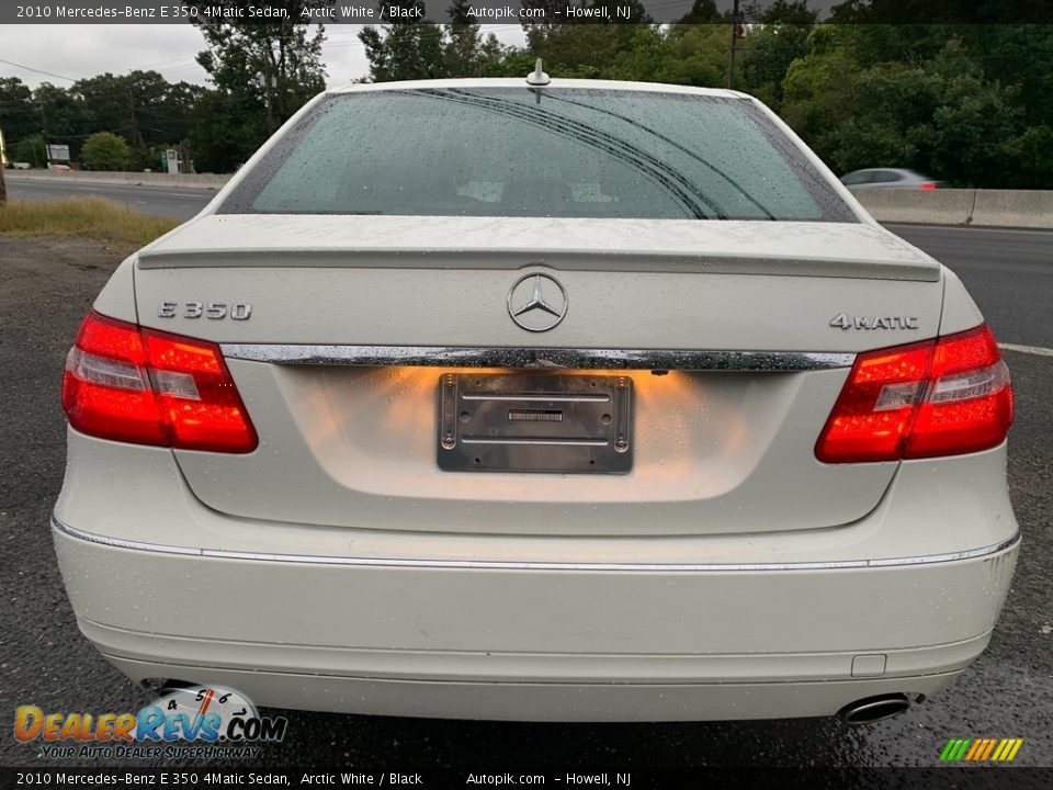 2010 Mercedes-Benz E 350 4Matic Sedan Arctic White / Black Photo #4