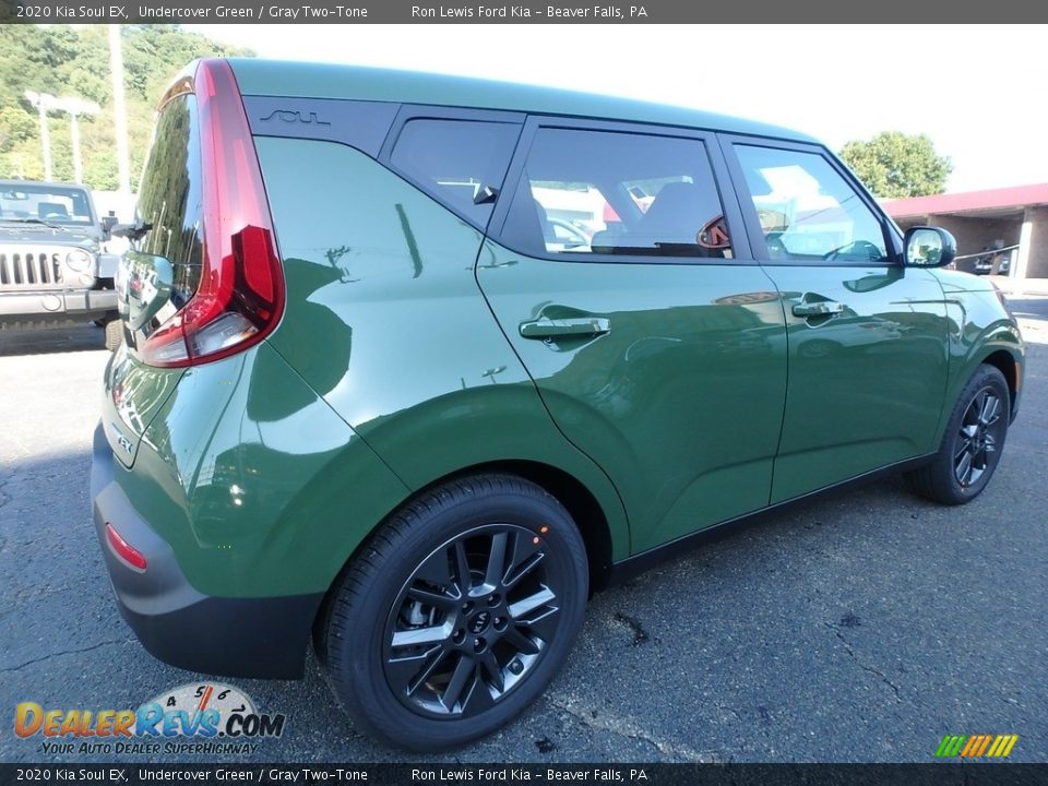 2020 Kia Soul EX Undercover Green / Gray Two-Tone Photo #2