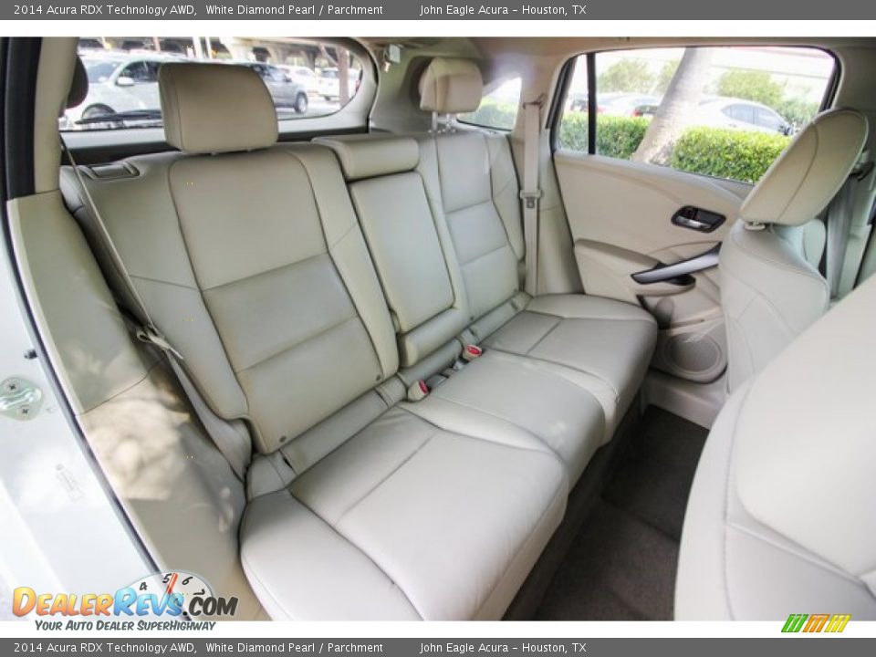 2014 Acura RDX Technology AWD White Diamond Pearl / Parchment Photo #24