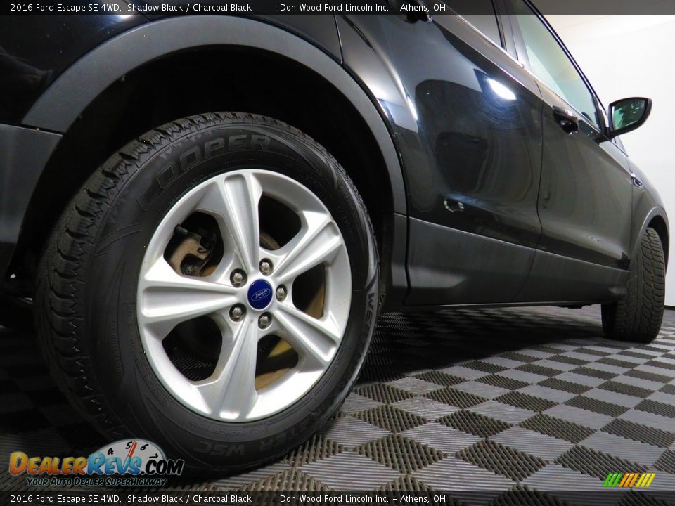 2016 Ford Escape SE 4WD Shadow Black / Charcoal Black Photo #17