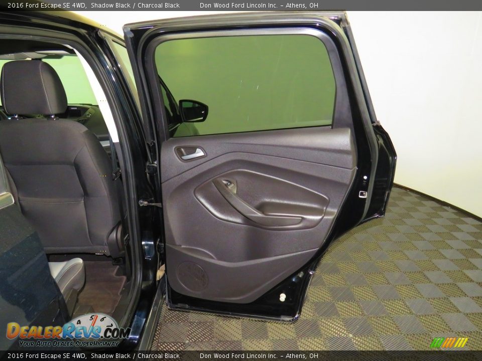 2016 Ford Escape SE 4WD Shadow Black / Charcoal Black Photo #24