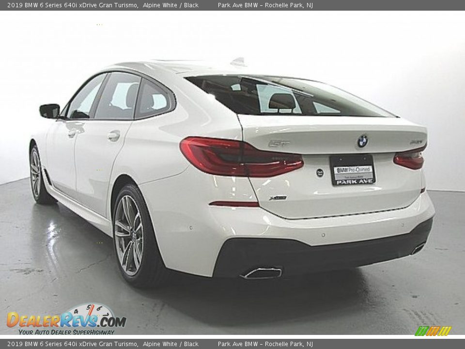 2019 BMW 6 Series 640i xDrive Gran Turismo Alpine White / Black Photo #2