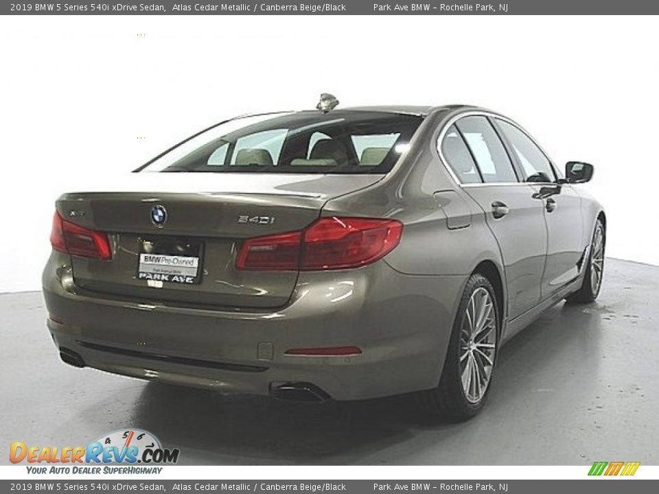 2019 BMW 5 Series 540i xDrive Sedan Atlas Cedar Metallic / Canberra Beige/Black Photo #4