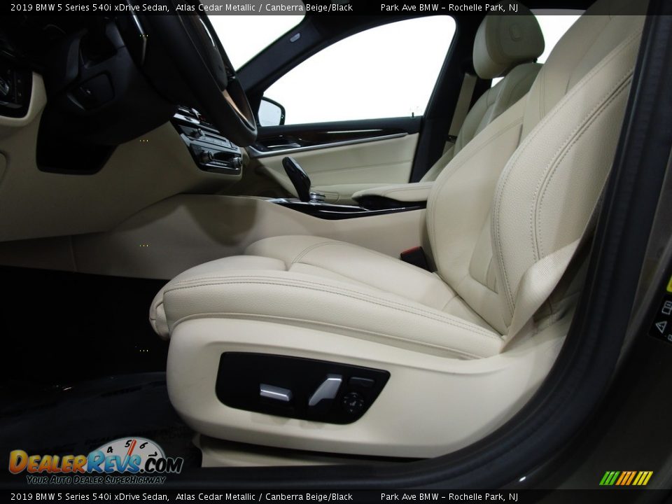 2019 BMW 5 Series 540i xDrive Sedan Atlas Cedar Metallic / Canberra Beige/Black Photo #9