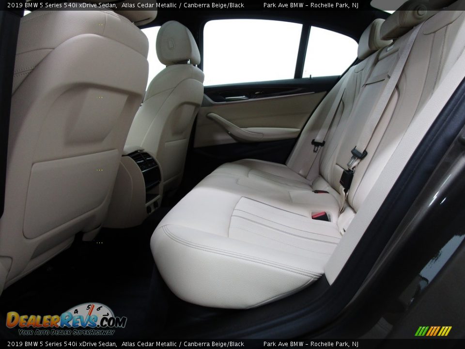 2019 BMW 5 Series 540i xDrive Sedan Atlas Cedar Metallic / Canberra Beige/Black Photo #12