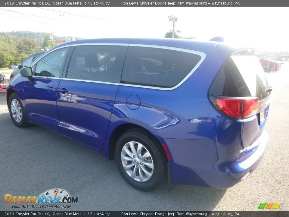 2019 Chrysler Pacifica LX Ocean Blue Metallic / Black/Alloy Photo #3