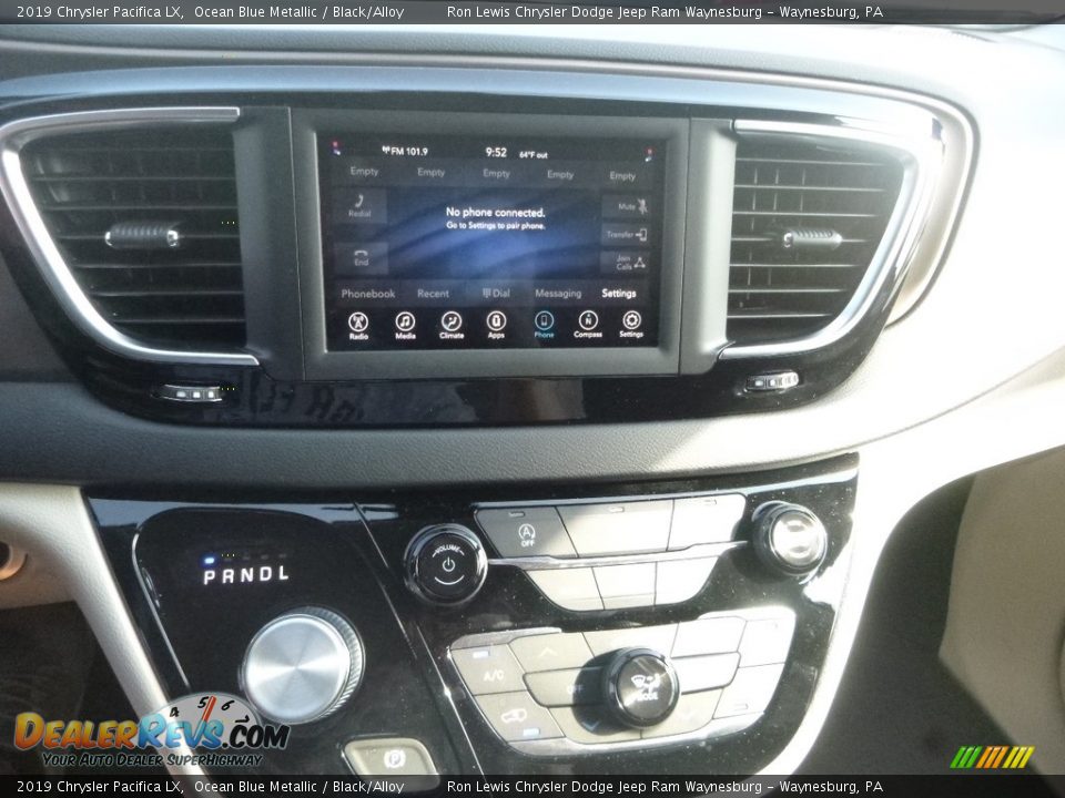 2019 Chrysler Pacifica LX Ocean Blue Metallic / Black/Alloy Photo #17