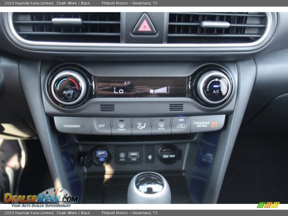2020 Hyundai Kona Limited Chalk White / Black Photo #17