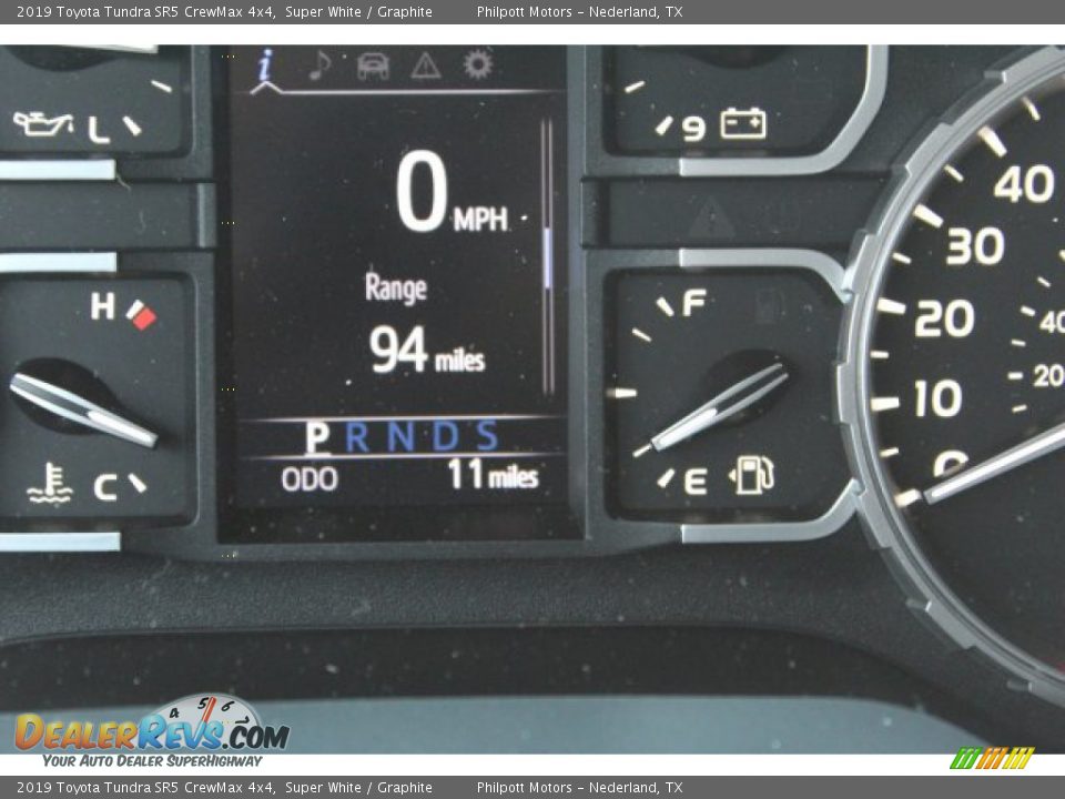 2019 Toyota Tundra SR5 CrewMax 4x4 Super White / Graphite Photo #14