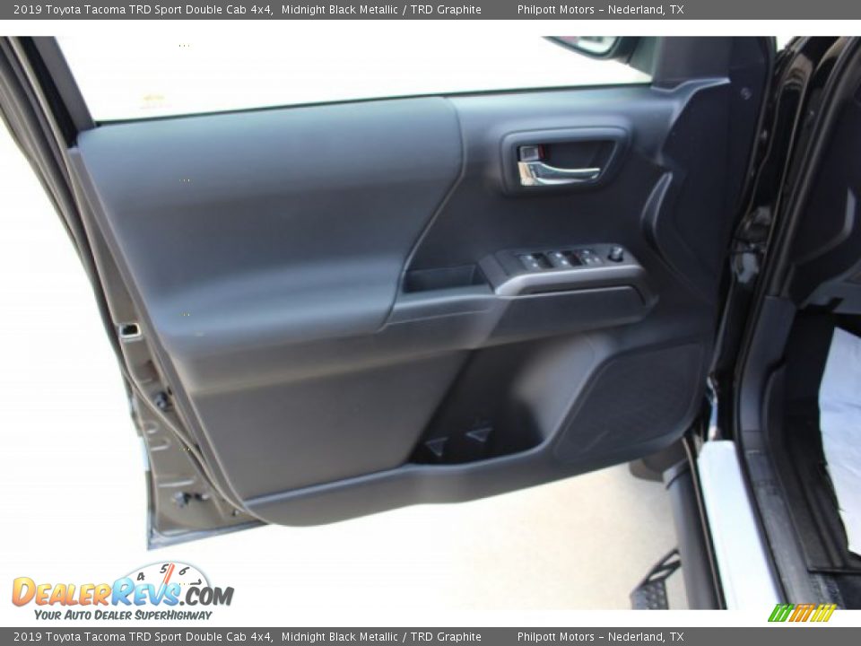 2019 Toyota Tacoma TRD Sport Double Cab 4x4 Midnight Black Metallic / TRD Graphite Photo #9