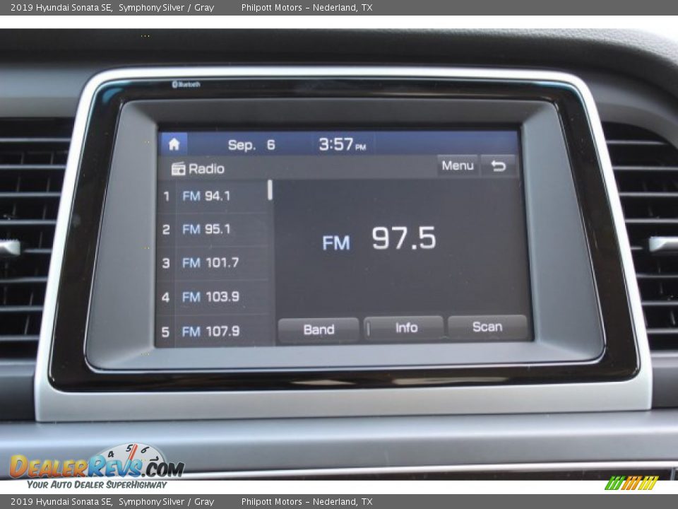 2019 Hyundai Sonata SE Symphony Silver / Gray Photo #15