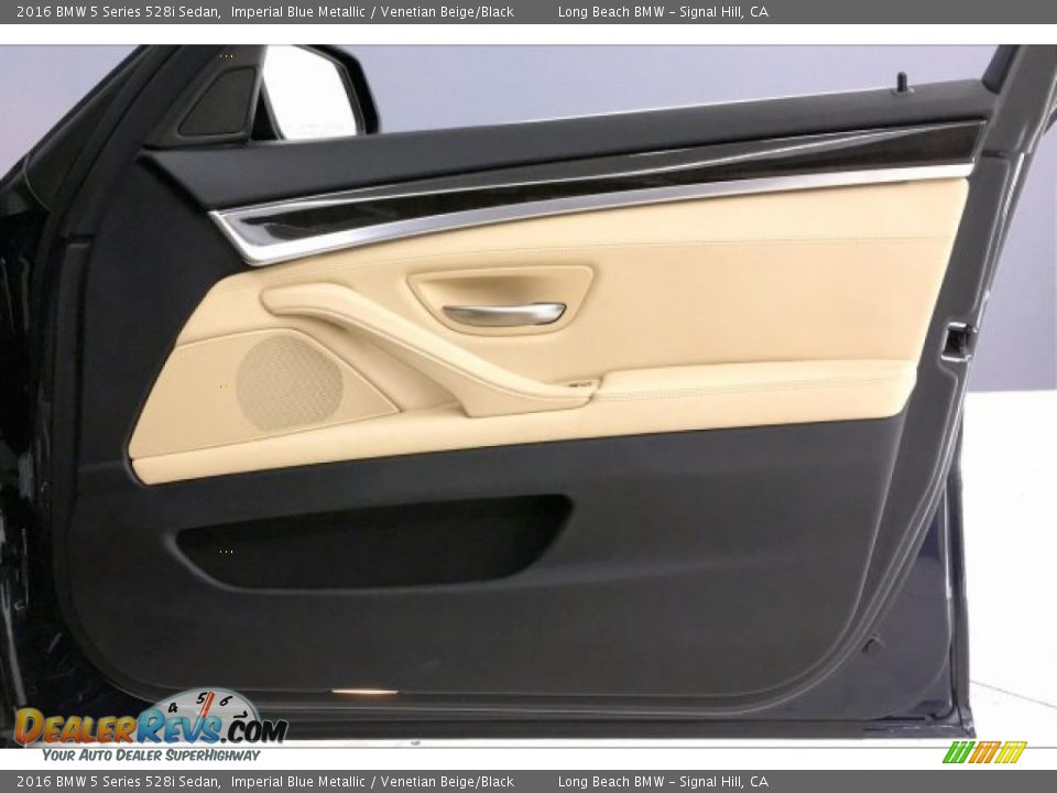 2016 BMW 5 Series 528i Sedan Imperial Blue Metallic / Venetian Beige/Black Photo #26