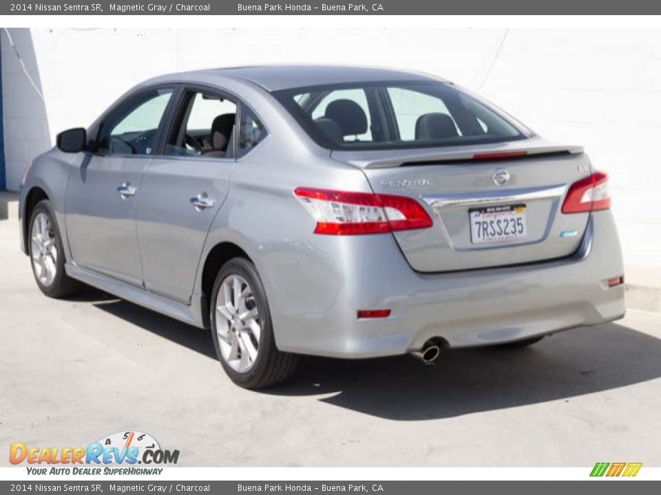 2014 Nissan Sentra SR Magnetic Gray / Charcoal Photo #2
