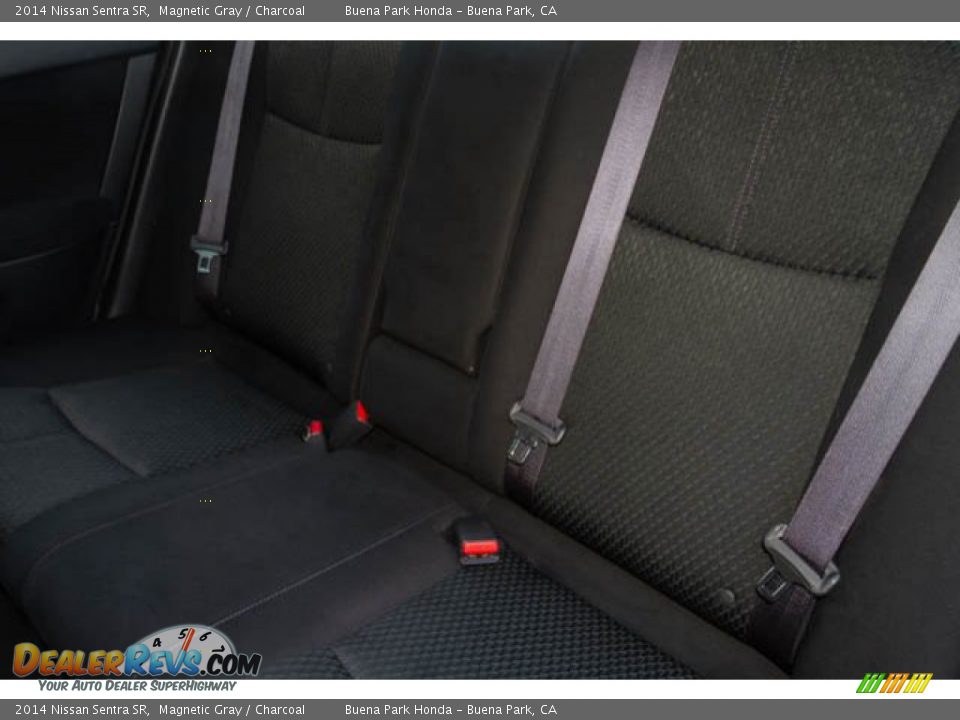 2014 Nissan Sentra SR Magnetic Gray / Charcoal Photo #15