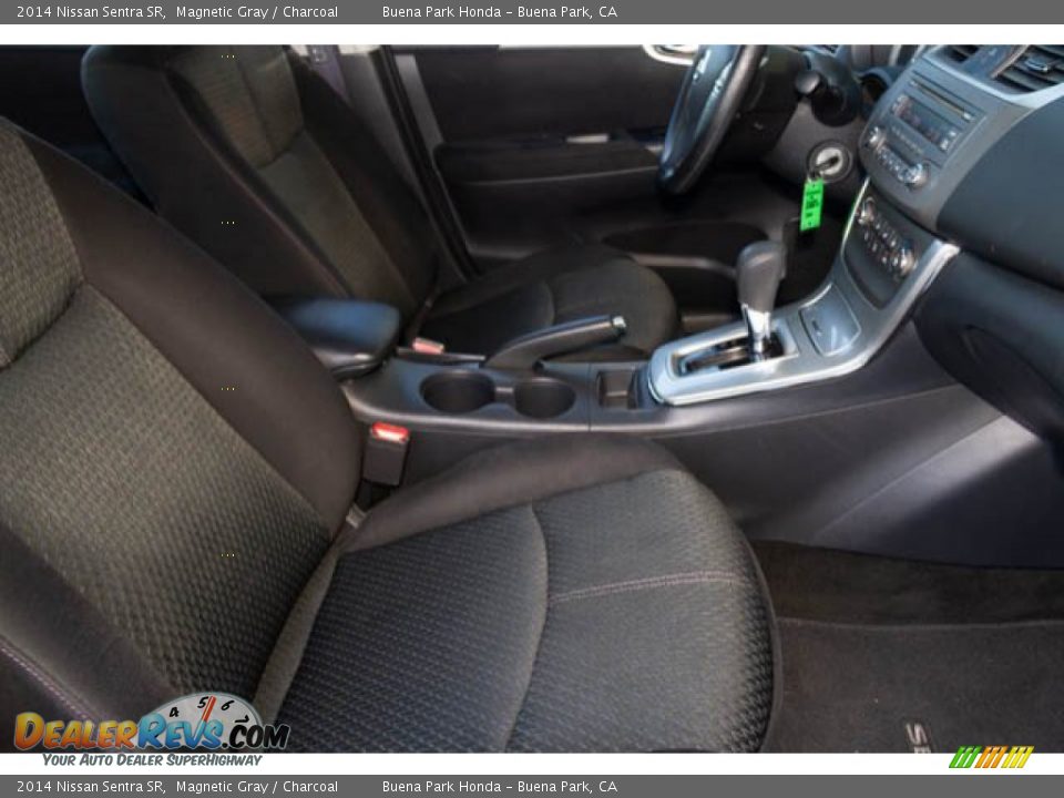 2014 Nissan Sentra SR Magnetic Gray / Charcoal Photo #18