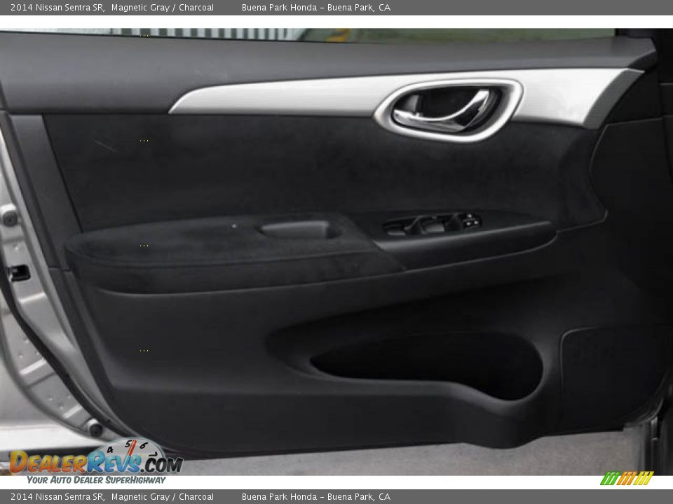 2014 Nissan Sentra SR Magnetic Gray / Charcoal Photo #21