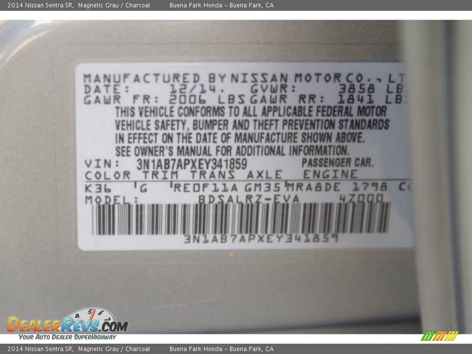 2014 Nissan Sentra SR Magnetic Gray / Charcoal Photo #30