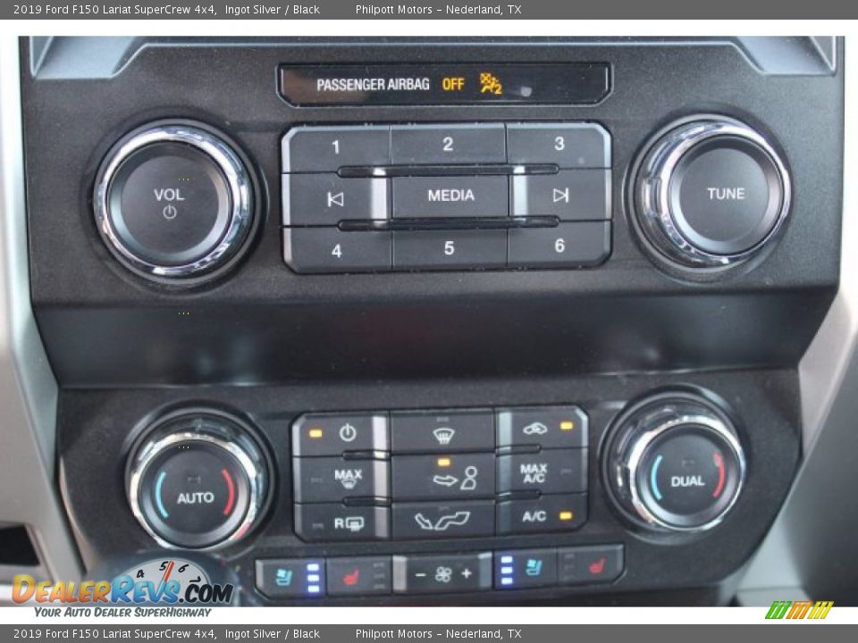 2019 Ford F150 Lariat SuperCrew 4x4 Ingot Silver / Black Photo #16