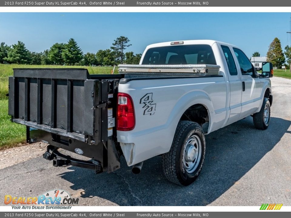 2013 Ford F250 Super Duty XL SuperCab 4x4 Oxford White / Steel Photo #4