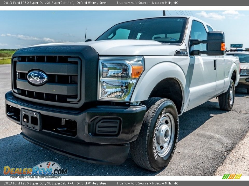 2013 Ford F250 Super Duty XL SuperCab 4x4 Oxford White / Steel Photo #8
