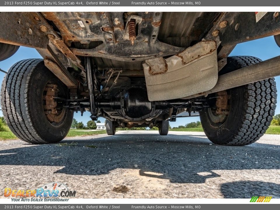 2013 Ford F250 Super Duty XL SuperCab 4x4 Oxford White / Steel Photo #13