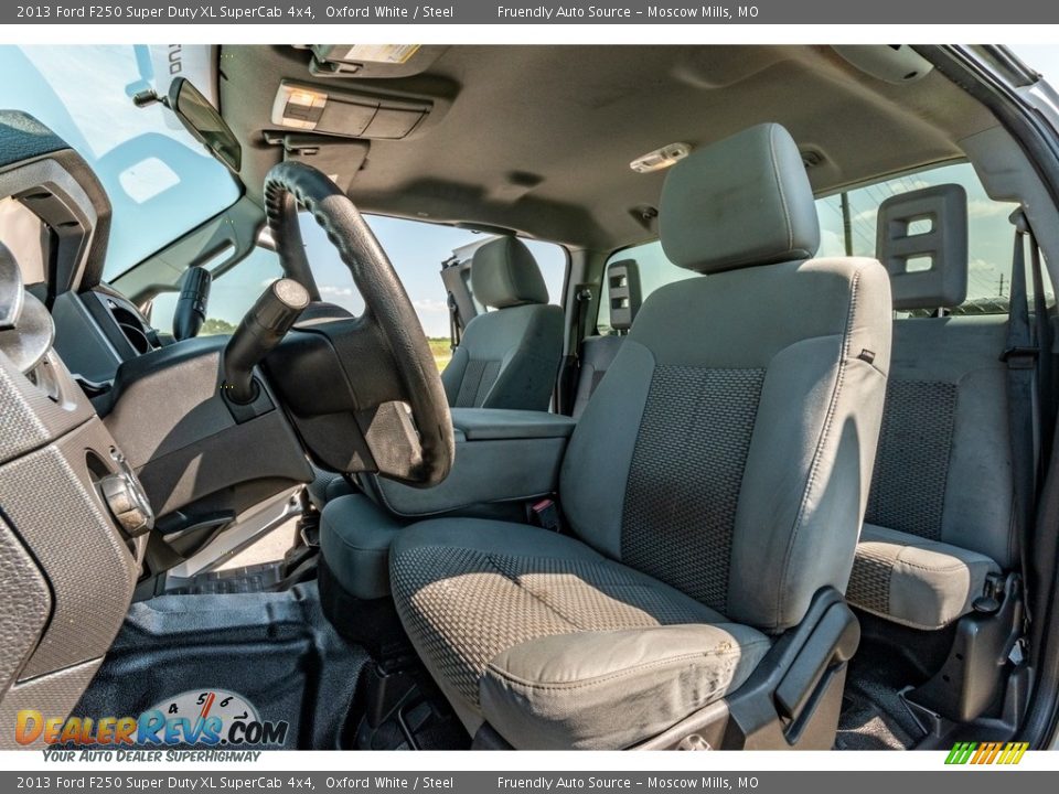 2013 Ford F250 Super Duty XL SuperCab 4x4 Oxford White / Steel Photo #22