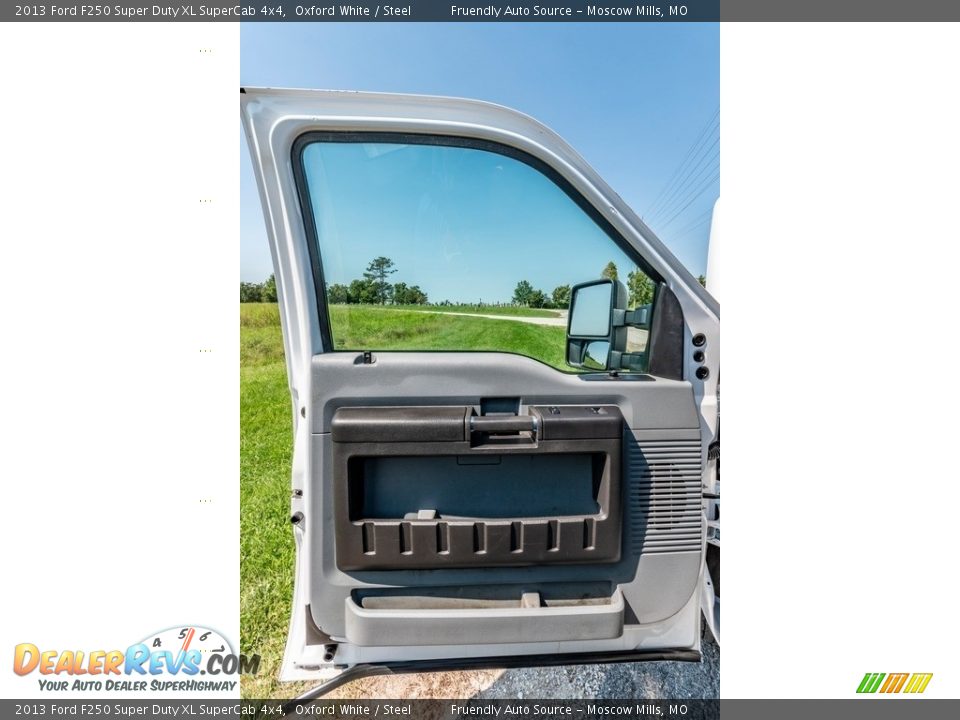 2013 Ford F250 Super Duty XL SuperCab 4x4 Oxford White / Steel Photo #26