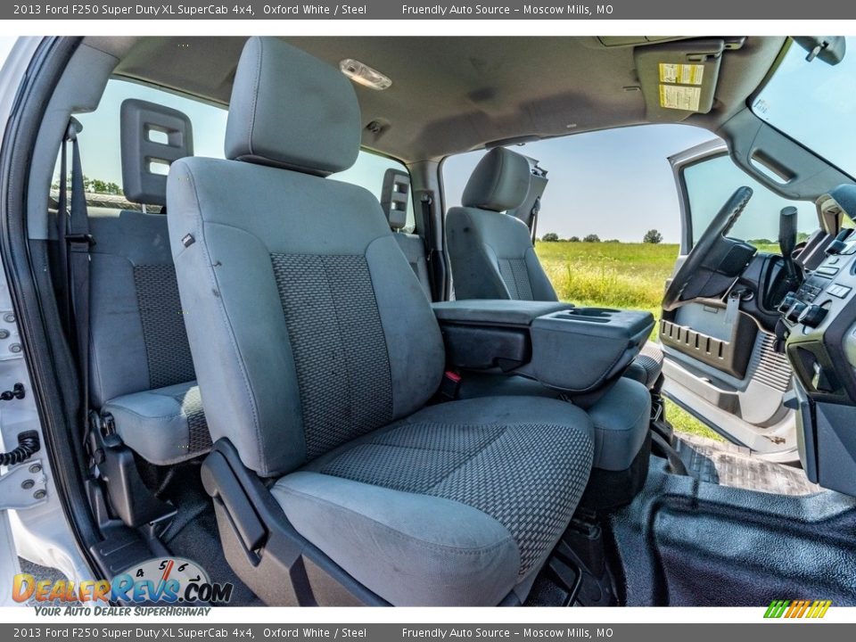 2013 Ford F250 Super Duty XL SuperCab 4x4 Oxford White / Steel Photo #28