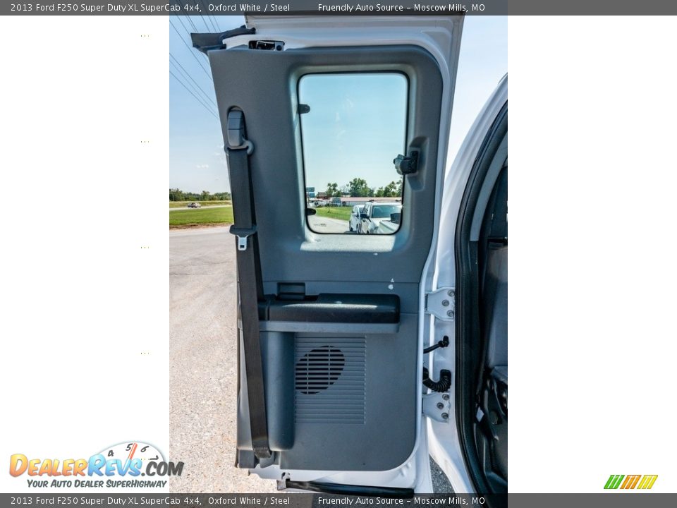 2013 Ford F250 Super Duty XL SuperCab 4x4 Oxford White / Steel Photo #33