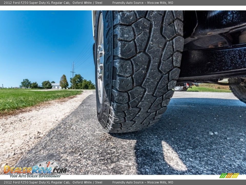 2012 Ford F250 Super Duty XL Regular Cab Oxford White / Steel Photo #17