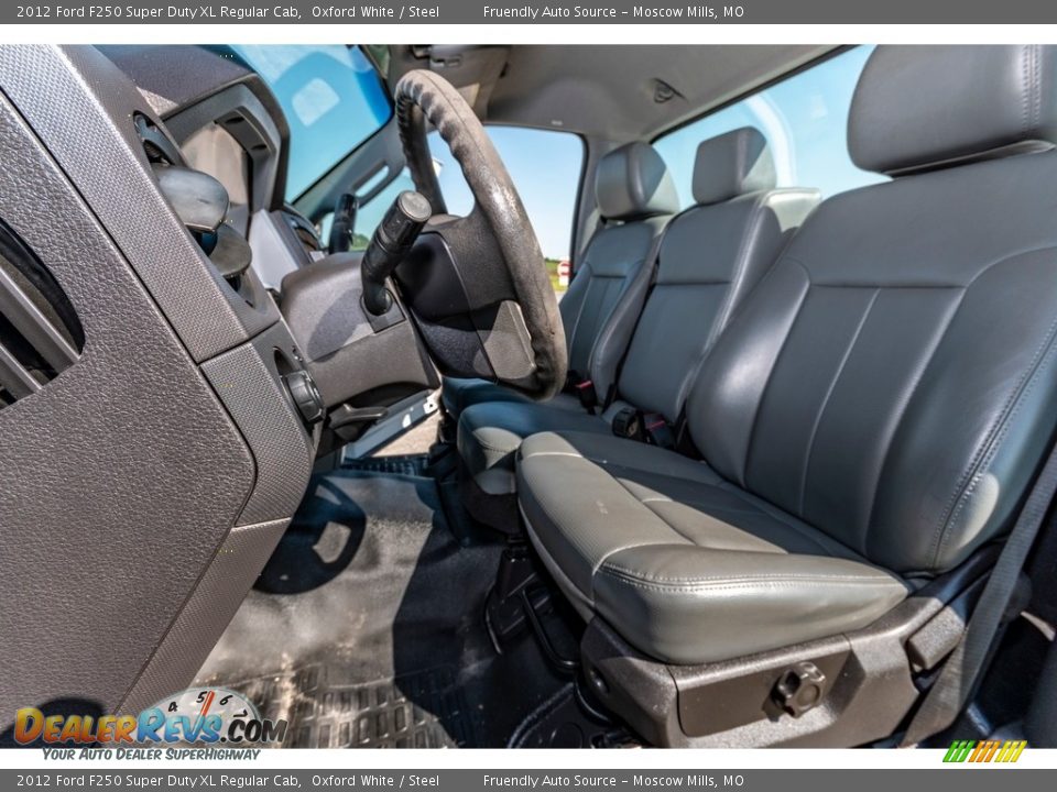 2012 Ford F250 Super Duty XL Regular Cab Oxford White / Steel Photo #19