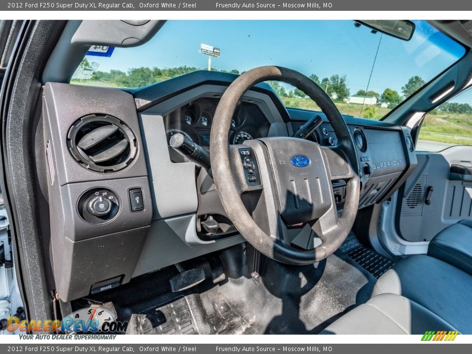 2012 Ford F250 Super Duty XL Regular Cab Oxford White / Steel Photo #21