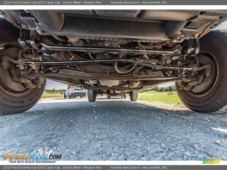 2014 Ford E-Series Van E250 Cargo Van Oxford White / Medium Flint Photo #10