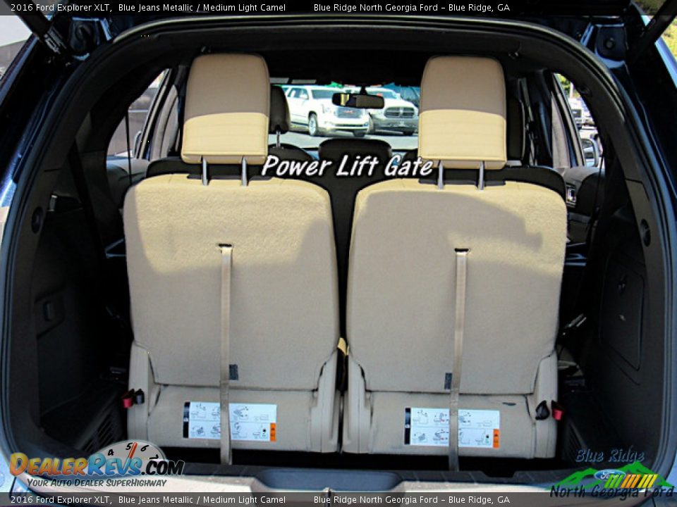 2016 Ford Explorer XLT Blue Jeans Metallic / Medium Light Camel Photo #14