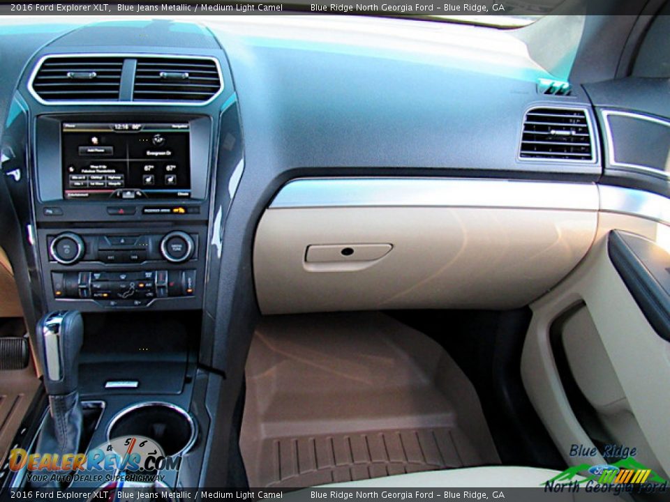 2016 Ford Explorer XLT Blue Jeans Metallic / Medium Light Camel Photo #18