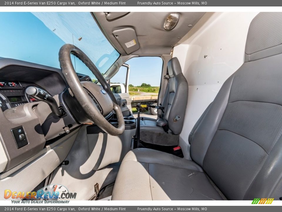 2014 Ford E-Series Van E250 Cargo Van Oxford White / Medium Flint Photo #20