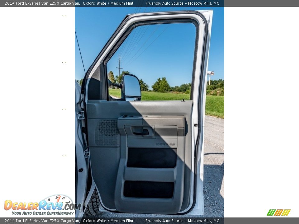 2014 Ford E-Series Van E250 Cargo Van Oxford White / Medium Flint Photo #29