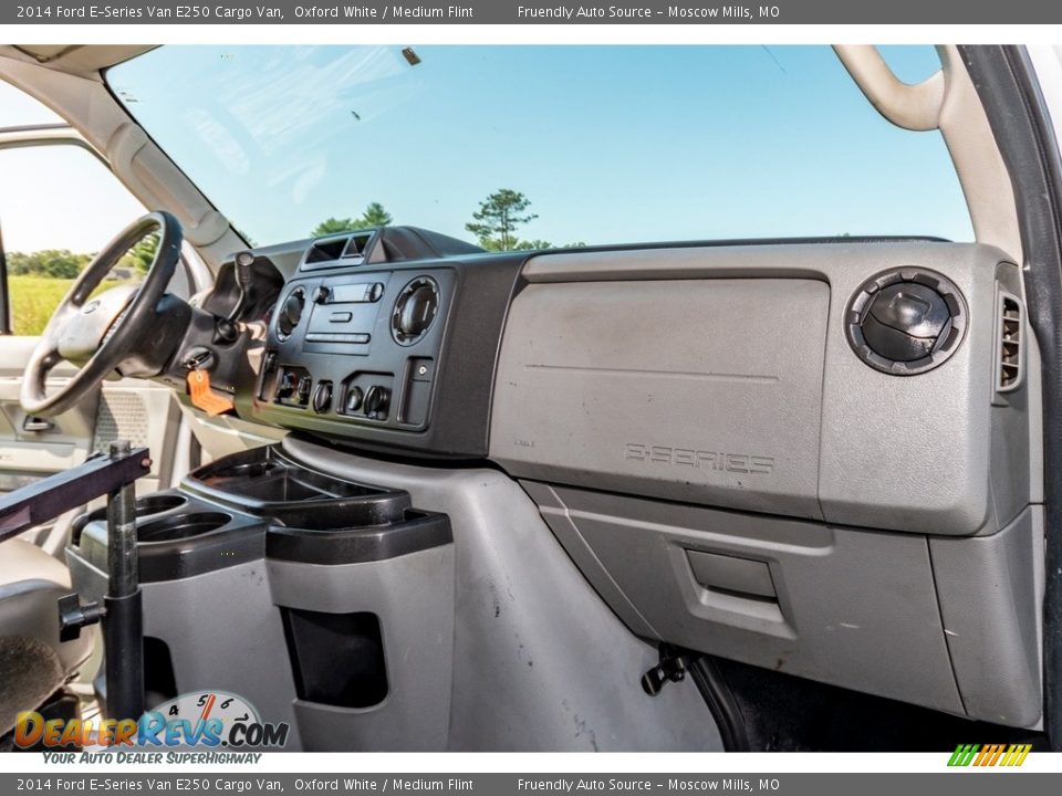 2014 Ford E-Series Van E250 Cargo Van Oxford White / Medium Flint Photo #30