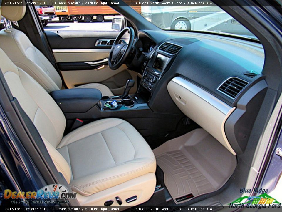 2016 Ford Explorer XLT Blue Jeans Metallic / Medium Light Camel Photo #30