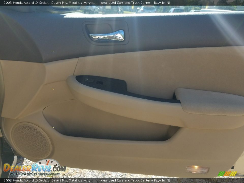 2003 Honda Accord LX Sedan Desert Mist Metallic / Ivory Photo #9