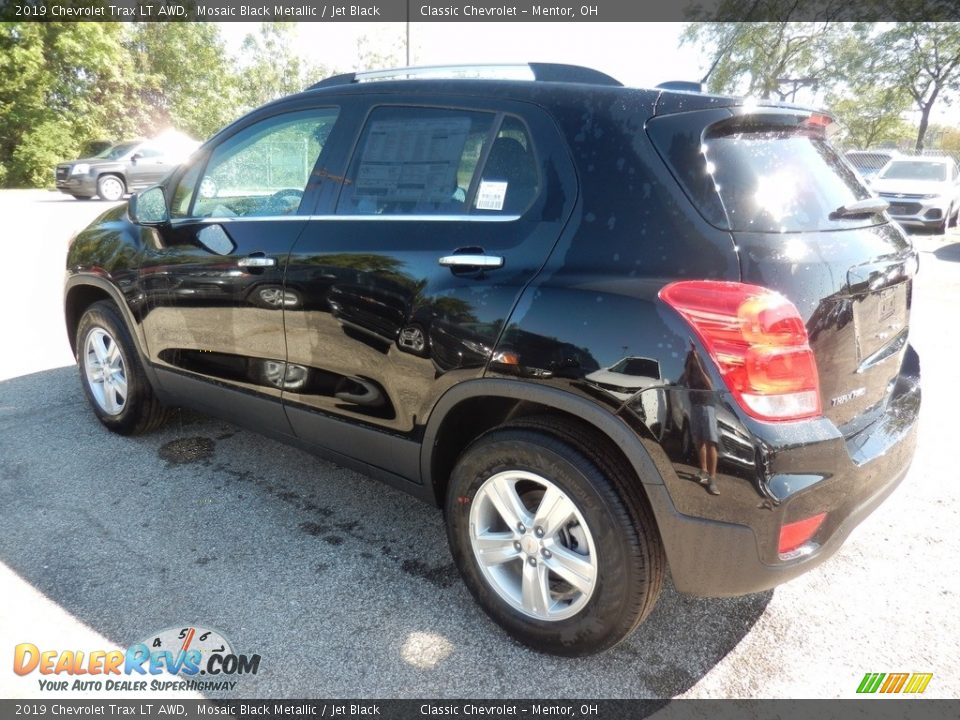 2019 Chevrolet Trax LT AWD Mosaic Black Metallic / Jet Black Photo #5