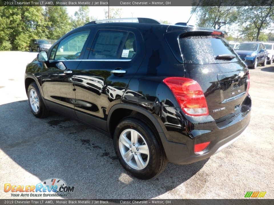 2019 Chevrolet Trax LT AWD Mosaic Black Metallic / Jet Black Photo #5