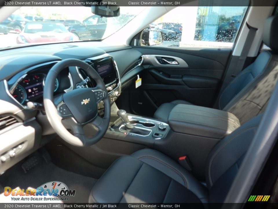 Front Seat of 2020 Chevrolet Traverse LT AWD Photo #6