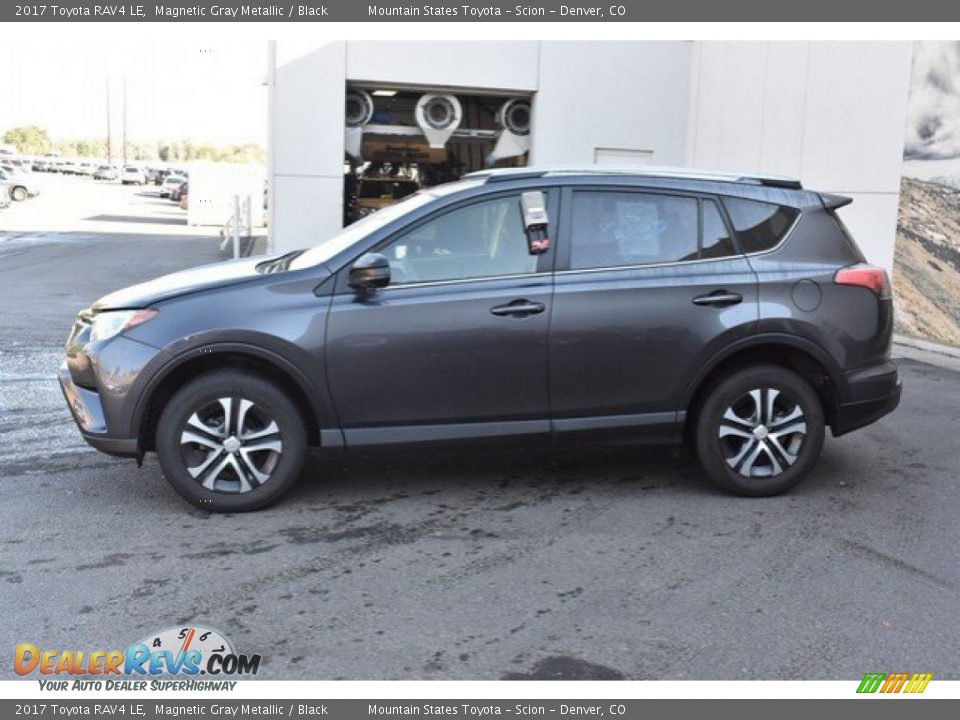 2017 Toyota RAV4 LE Magnetic Gray Metallic / Black Photo #3
