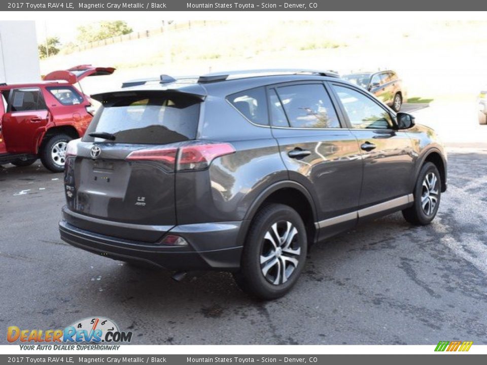 2017 Toyota RAV4 LE Magnetic Gray Metallic / Black Photo #6