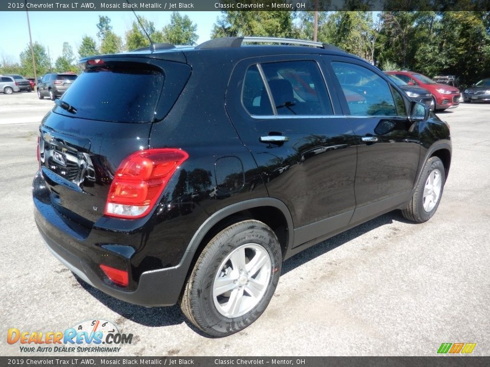 2019 Chevrolet Trax LT AWD Mosaic Black Metallic / Jet Black Photo #4