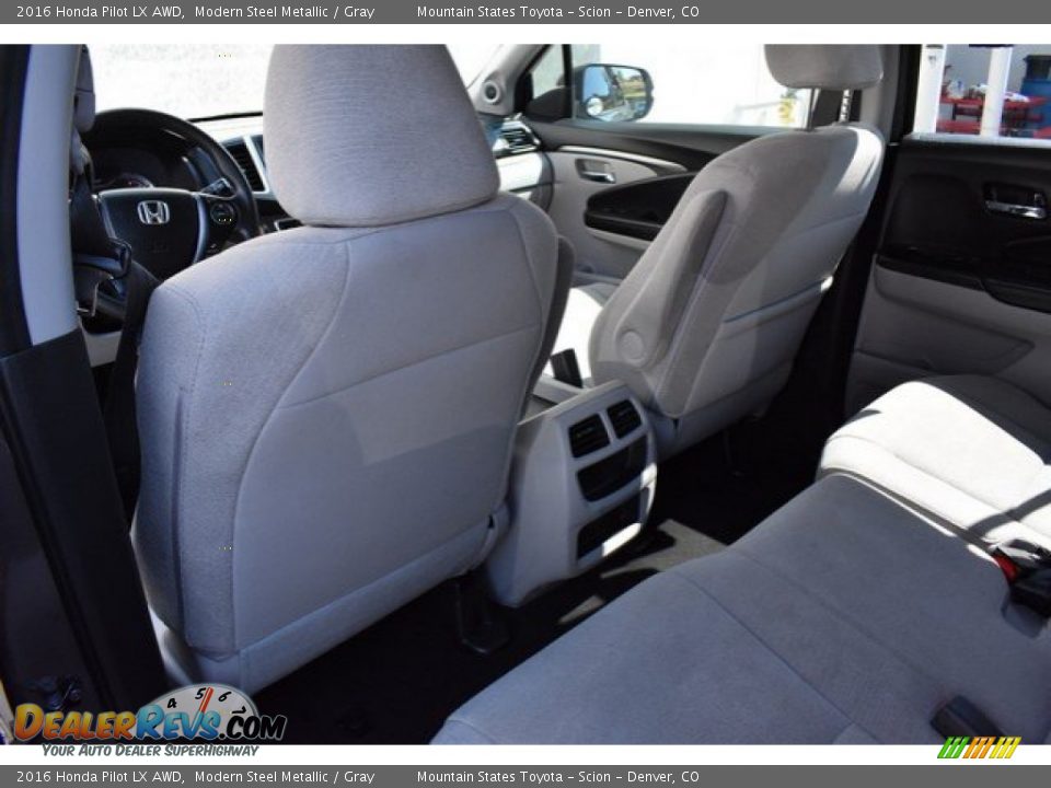 2016 Honda Pilot LX AWD Modern Steel Metallic / Gray Photo #19