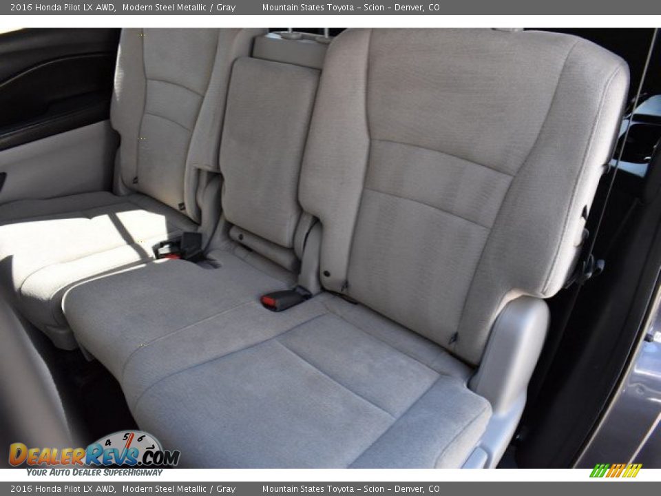 2016 Honda Pilot LX AWD Modern Steel Metallic / Gray Photo #21