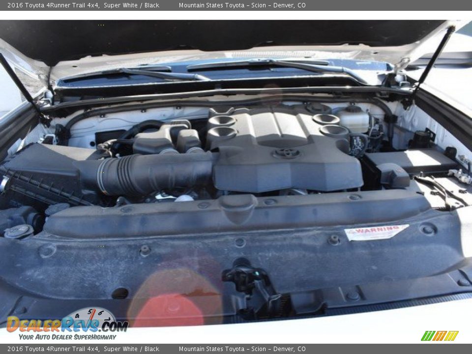 2016 Toyota 4Runner Trail 4x4 Super White / Black Photo #9