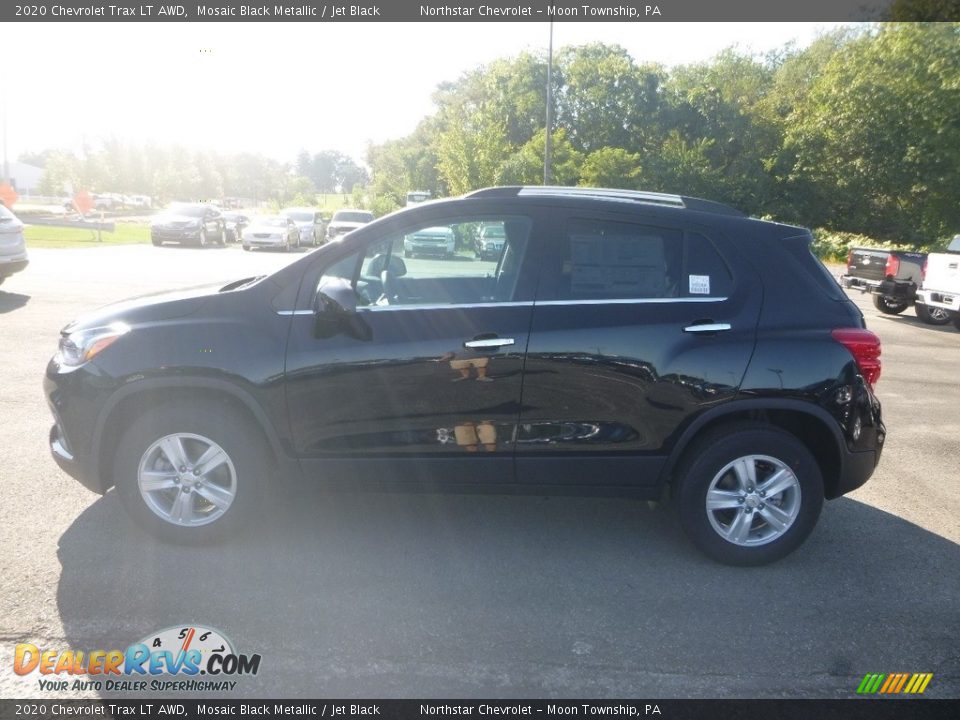 2020 Chevrolet Trax LT AWD Mosaic Black Metallic / Jet Black Photo #2